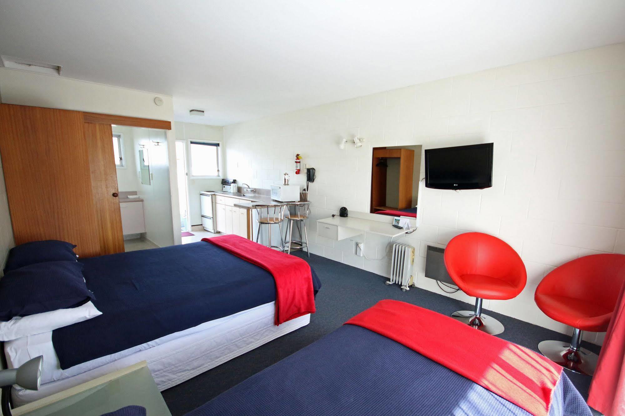 Midway Pacifica Lodge Lower Hutt Exterior foto